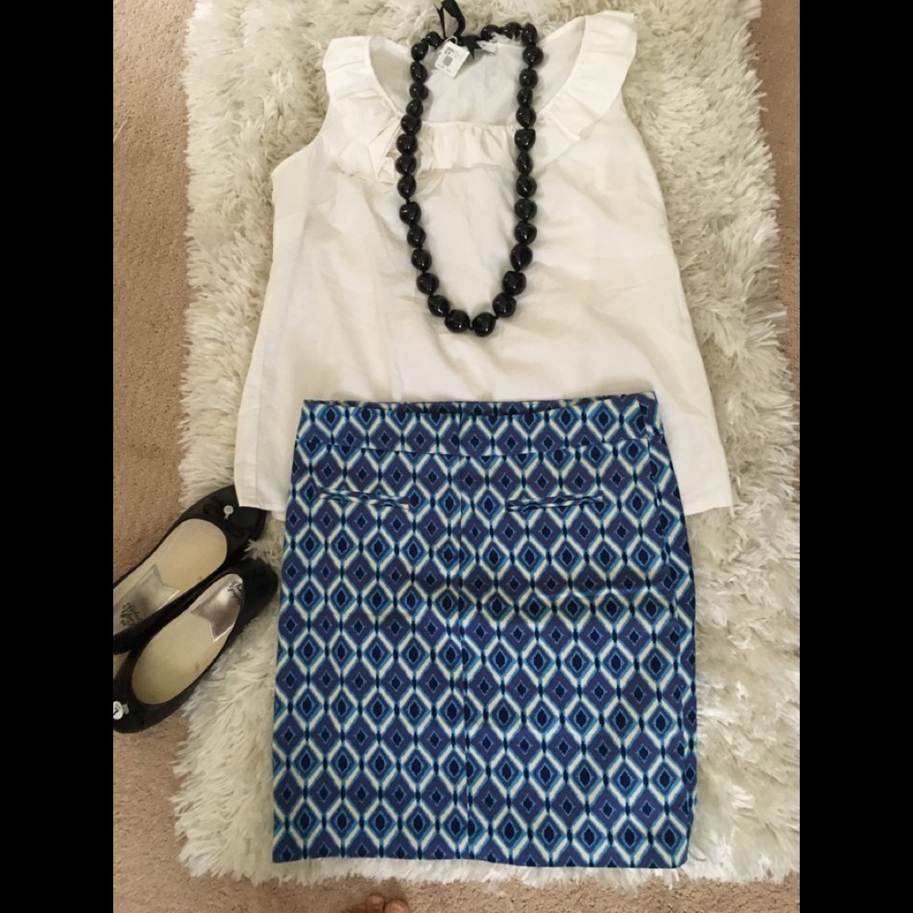 3/$25 DALIA COLLECTION -Blue/Purple/White Cotton Print - Picture 3 of 8